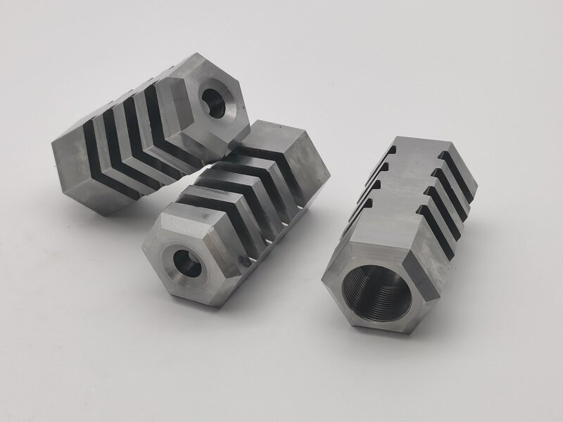 كيف يعمل جزء توصيل الأنبوب السداسي على تحسين تجميعاتك الميكانيكية؟